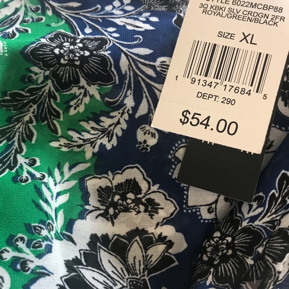 Sara Michelle Blouse ☘️ NWT - Picture 7 of 8